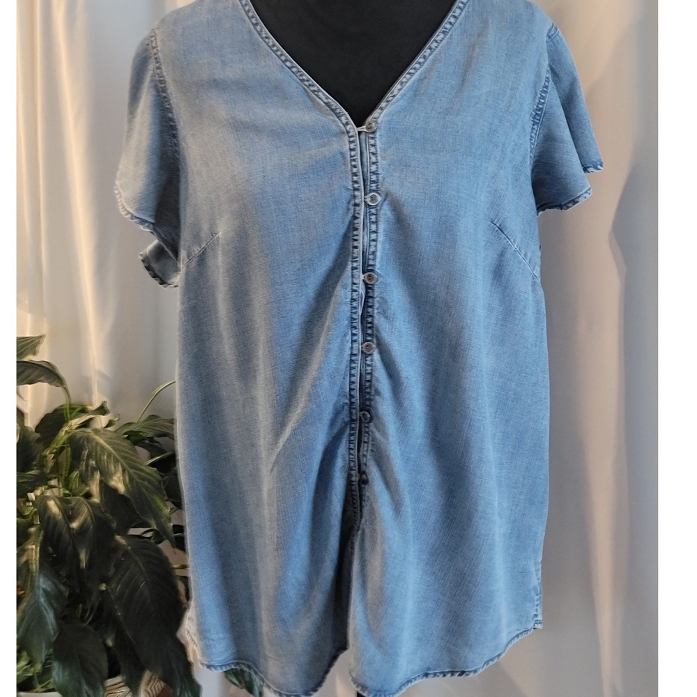 Velvet‎ Heart Los Angeles Light Wash Denim Tencel Flutter Sleeve Top 1X